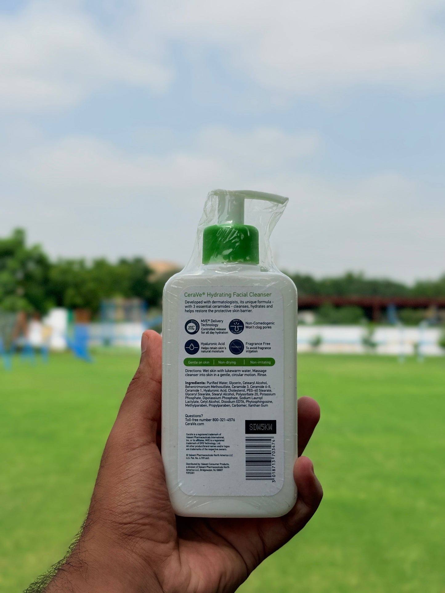 Buy Any Two Cleansers/Moisturisers In just Rs 2499😍. Limited stock only. 100% Original!.